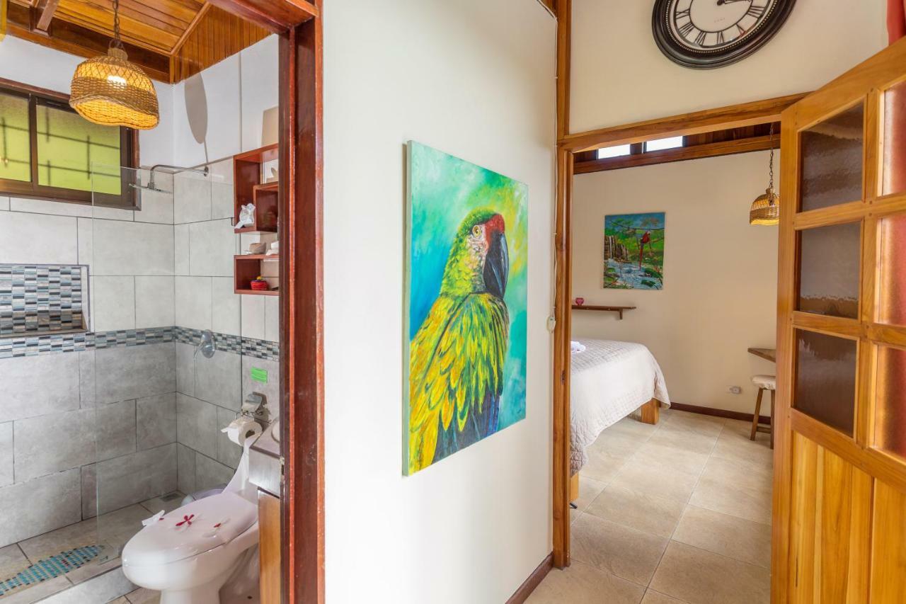 Casa Valentina - Ocean, Nature, Relax, Central Quepos Exterior photo