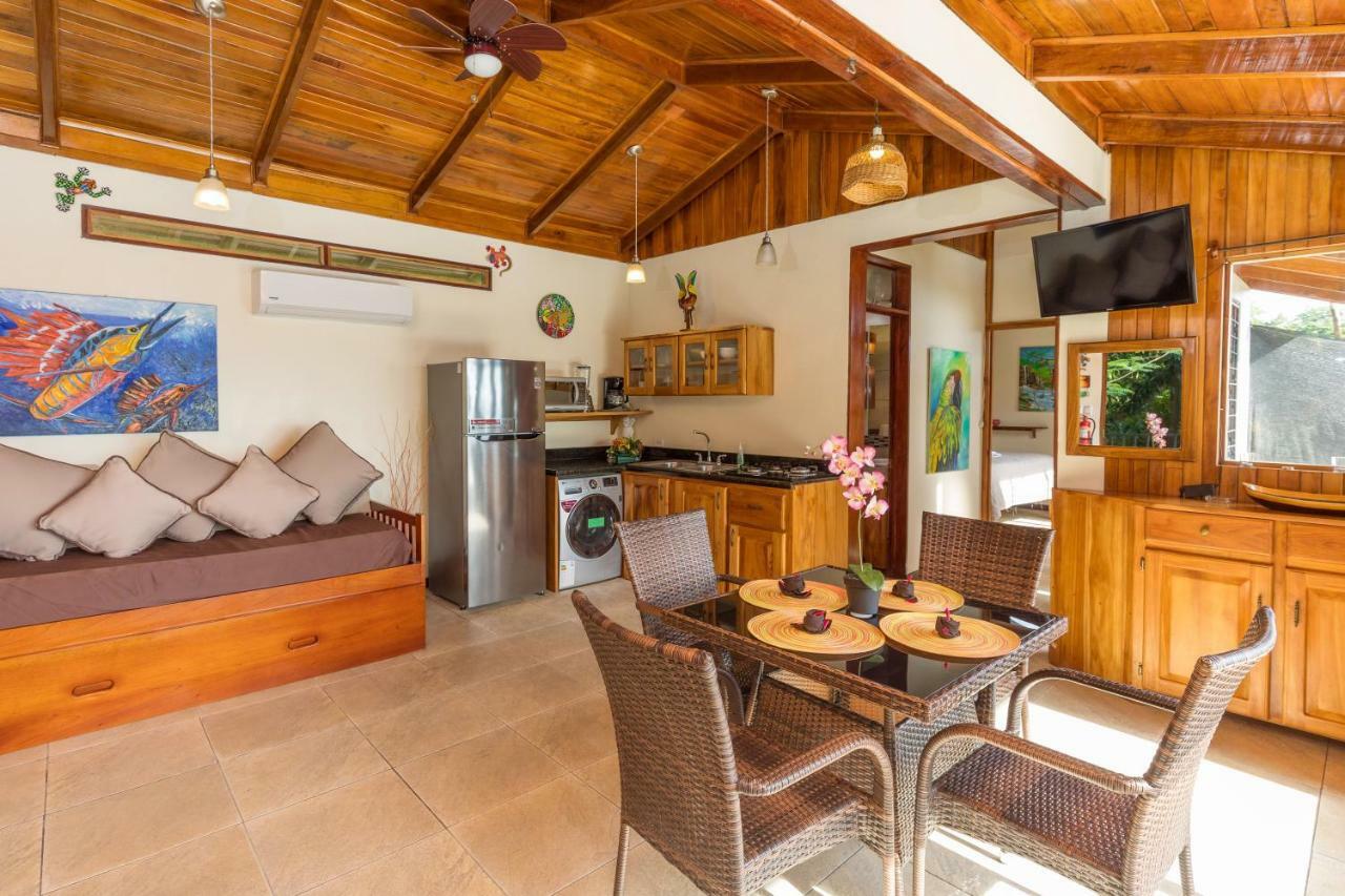 Casa Valentina - Ocean, Nature, Relax, Central Quepos Exterior photo
