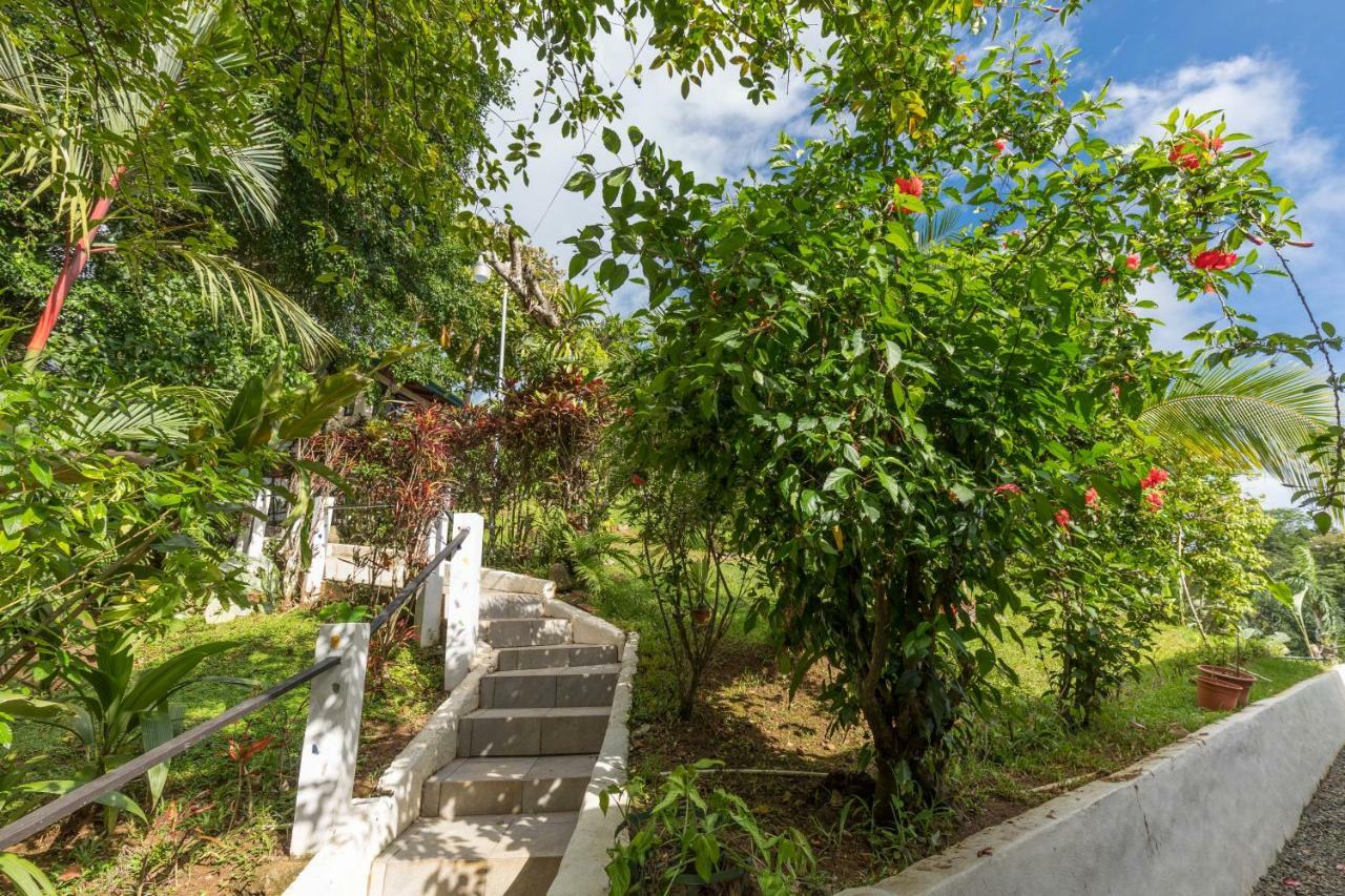 Casa Valentina - Ocean, Nature, Relax, Central Quepos Exterior photo