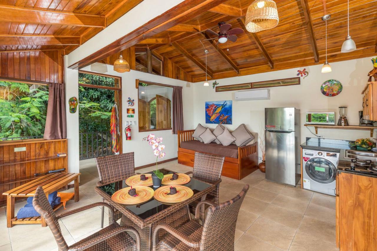 Casa Valentina - Ocean, Nature, Relax, Central Quepos Exterior photo